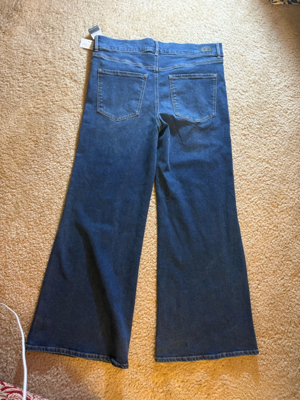 sofia by sofia vergara Women’s Medium Wash Blue Wide Leg Jeans NWT - Picture 2 of 4